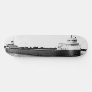 Skateboard L'Edmund Fitzgerald avec les noms de l'équipage