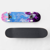 SKATEBOARD LES FLAMES ROSES, PURPLES ET BLEUES ! (Horz)
