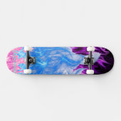 SKATEBOARD LES FLAMES ROSES, PURPLES ET BLEUES ! (Horz)