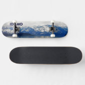 Skateboard Les Montagnes Au Bord Du Lac (Horz)