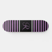 Skateboard Lettre initiale personnalisée en blanc et noir (Horz)