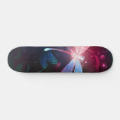 Skateboard libellule rouge brillante (Horz)