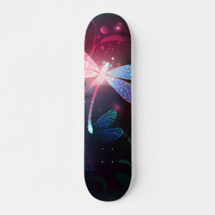 Skateboard libellule rouge brillante