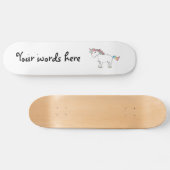Skateboard Licorne blanche mignonne d'arc-en-ciel (Horz)