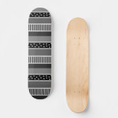 Skateboard Lignes noires et blanches et Pointe Polka Abstrait (Recto)