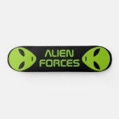 Skateboard Logo de tête d'alien vert tablette personnalisée (Horz)