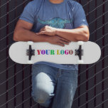 Skateboard Logo sur mesure photo et tableau de bord promotion<br><div class="desc">Logo personnalisé Promotional Business Personnalisé - Ajouter votre logo / image - Redimensionnez et déplacez les éléments avec l'outil de personnalisation. Choisissez / ajoutez votre couleur arrière - plan préférée !</div>