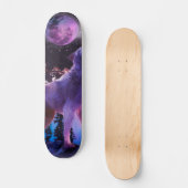 Skateboard Loup gris hurlant dans la forêt (Recto)