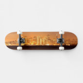 Skateboard Lune plaçant au-dessus de San Francisco décembre (Horz)