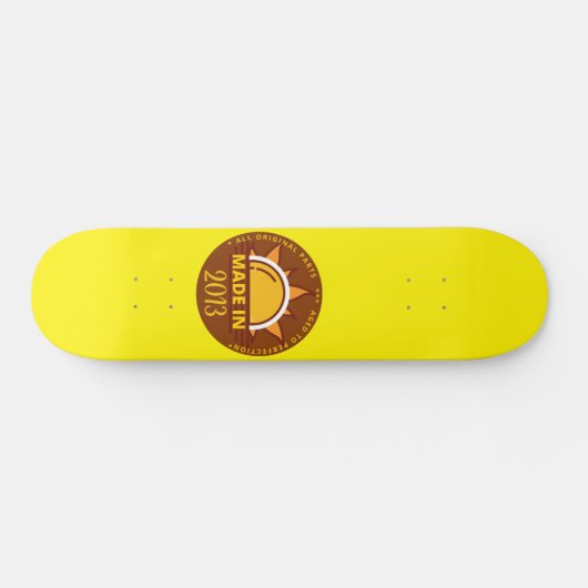Skateboard MADE IN 2013 drôle cadeau d'anniversaire (Horz)