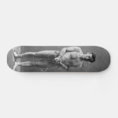 Skateboard Magicien Harry Houdini se tenant dans les chaînes (Horz)