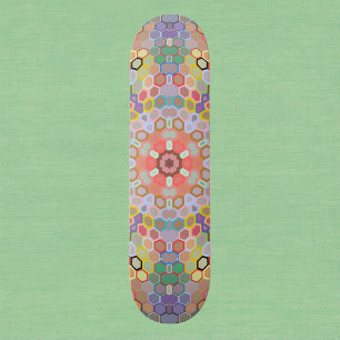 Skateboard Mandala arc-en-ciel en hexagone