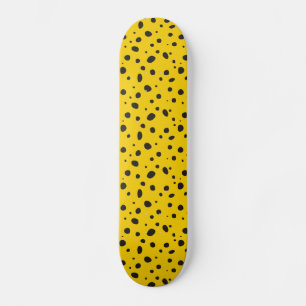 Skateboard met dierenprint. Cheetah print.