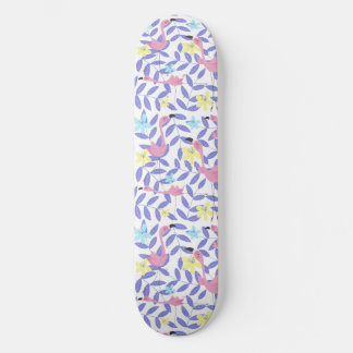Skateboard met roze flamingoringdruk en tropisch h