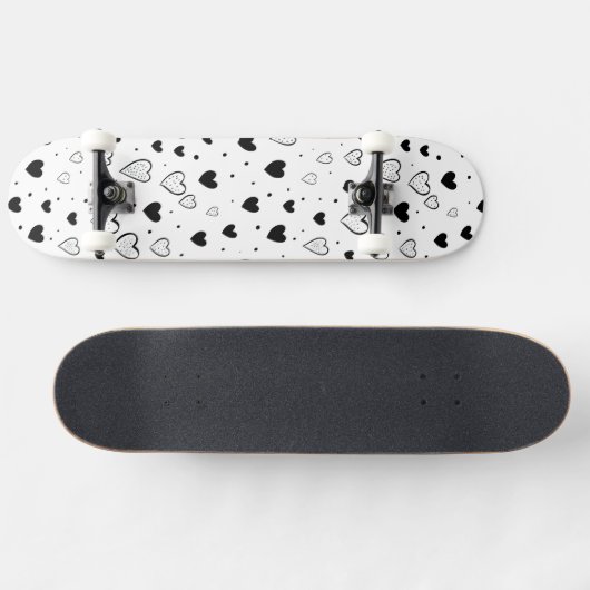 Skateboard Modern Hearts Pattern (Horz)