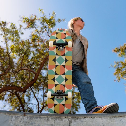 Skateboard Moderne Géométrique Abstrait du Milieu du Siècle (Extérieur 1)