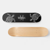 Skateboard Monogramme Arrière - plan noir de la tribu des tor (Horz)