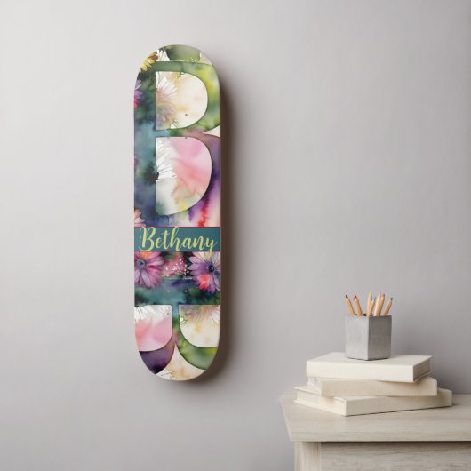 Skateboard Monogramme B bijou personnalisé Aquarelle Floral (Art mural)