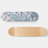 Skateboard Monogramme de fleurs de cerisier rose gris (Horz)