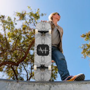Skateboard Monogramme gris noir blanc Motif Triangle Mosaïque
