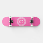 Skateboard Monogramme initial du cadre de ligne de clé grecqu (Horz)