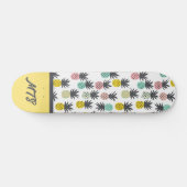 Skateboard Monogramme motif de pineapple vintage jaune or (Horz)