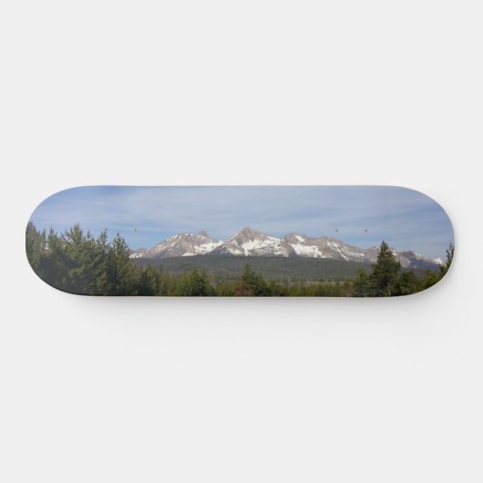 Skateboard Monts Sawtooth Idaho (Horz)