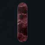 Skateboard Moody Agate | Vin Bordeaux Sangria Merlot Maroon<br><div class="desc">90s grunge inspiré sombre, sophistiqué aquarelle marbré pierre d'agate dans un ton de bijou moody profond avec faux feuille métallique et veines de parties scintillant dans un riche, dramatique avec tourbillons fluides abstraits et veines de parties scintillant. De la collection "Till Death Do Us Part", ce magnifique dégradé peint à...</div>