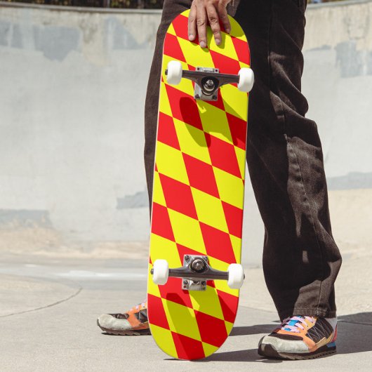 Skateboard Motif à carreaux Harlequin rouge jaune