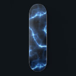 Skateboard Motif bleu courant électrique<br><div class="desc">Carte à roulettes Electric Current Blue Motif. Choisissez le type de pont dans le menu d'options.</div>