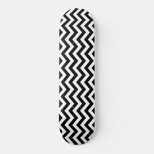 Skateboard Motif Chevron noir et blanc