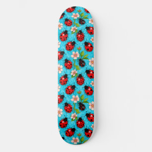 Skateboard Motif de coccinelle colorée avec des fleurs