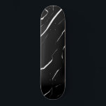 Skateboard Motif en marbre noir blanc moderne<br><div class="desc">Cette motif moderne et branchée conviendra parfaitement à tout homme ou femme de style. Il dispose d'une motif en marbre blanc et noir, d'une décoration contemporaine et cool et bordée de marbre. C'est élégant, simple, élégant et unique. ***REMARQUE IMPORTANTE DE CONCEPTION : Pour toute demande de conception personnalisée comme les...</div>