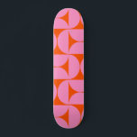 Skateboard Motif Moderne Du Milieu Du Siècle Préppant Rose Et<br><div class="desc">Motif moderne rétro du milieu du siècle - Formes géométriques Abstraites - Motif mignon et minimaliste en rose et orange.</div>