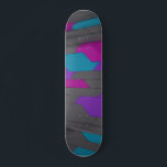 Skateboard Motif moderne géométrique Abstrait élégant<br><div class="desc">Ce design moderne présente un motif géométrique en gris, turquoise, rose et violet #gris #rose #violet #turquoise #girly #géométrique #abstrait #custompresents #coutume #noël #anniversaire #fêtes #cadeaux de noël #cadeaux de noël #cadeaux de fête #féminin #girly #stylish #chic #sports #outdoor #skateater #skater #skater planche #skateboards #skateboard #fun #cool #custom #noël #anniversaire...</div>