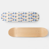 Skateboard motif natif de flèche en plume chic boho (Horz)