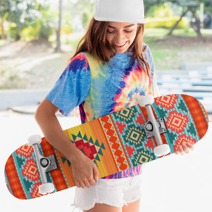 Skateboard Motif Tribal Coloré Personnalisé avec Monogramme E
