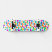 Skateboard Motifs de monstres pixelisés colorés mignons (Horz)