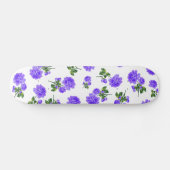 Skateboard Motifs floraux : fleurs violettes sur blanc (Horz)