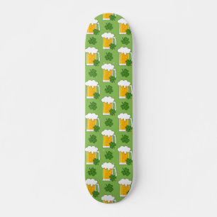Skateboard Mug de bière irlandaise avec Motif Shamrock Clover