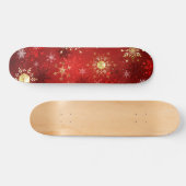Skateboard Noël Golden Snowflakes sur Arrière - plan rouge (Horz)