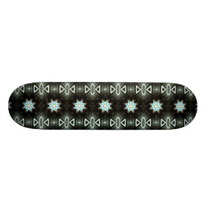 Skateboard noir géométrique d'étoile-éclat bleu