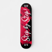Skateboard Noir rouge brossé (Devant)