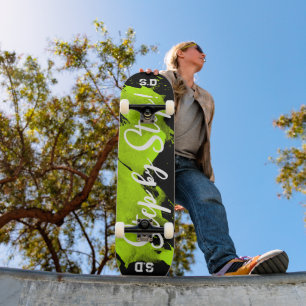 Skateboard Noir vert brossant