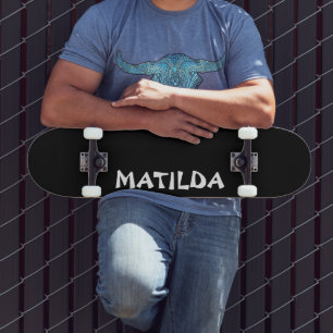 Skateboard Nom moderne noir   Style tendance