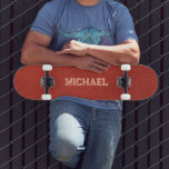 Skateboard Noms des Modèles Brown personnalisés<br><div class="desc">Monogramme Texte Perdu Ajoutez Votre Nom Texte Logo Image Modèle Design Élégant Couleur En Cuir Revêtu Skateboard.</div>