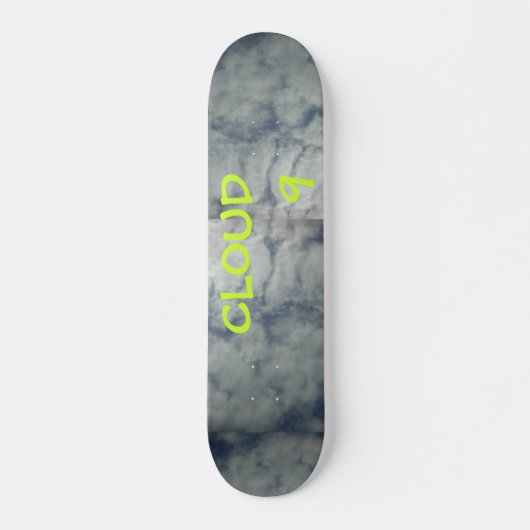 SKATEBOARD NUAGE 9 (Devant)