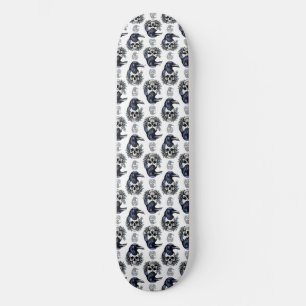 Skateboard Oiseau noir sur un crâne Goth Design Motif
