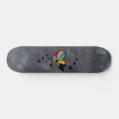 Skateboard Papillon noir sur Rainbow Heart (Horz)
