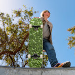 Skateboard Patinage en Parties scintillant verte<br><div class="desc">Créez votre propre skateboard personnalisé avec vos propres images et texte.</div>